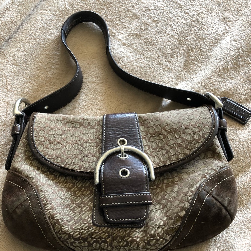 Used coach shoulder bag